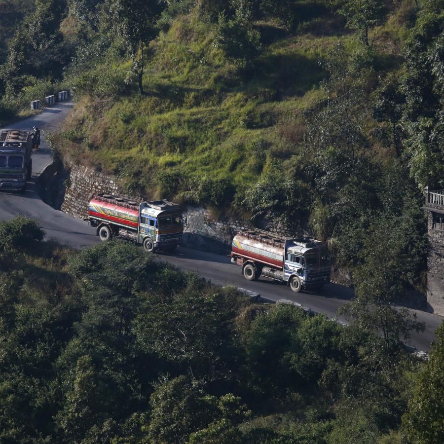 अवरुद्ध सडक पुनः सञ्चालनमा